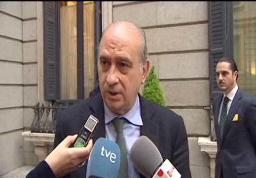 El ministro de Interior rechaza la propuesta de los presos de ETA