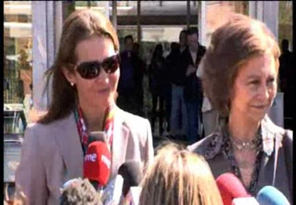 La Infanta Elena: "Los niños siempre te pegan sustos"