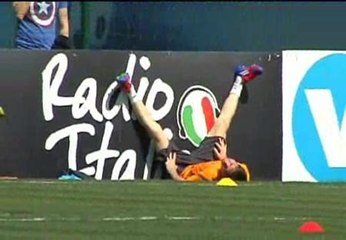 El Barça se ejercita en los campos de entrenamiento del Inter de Milán