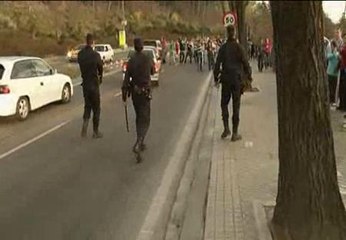 Cargas policiales en la llegada del Real Madrid a Pamplona