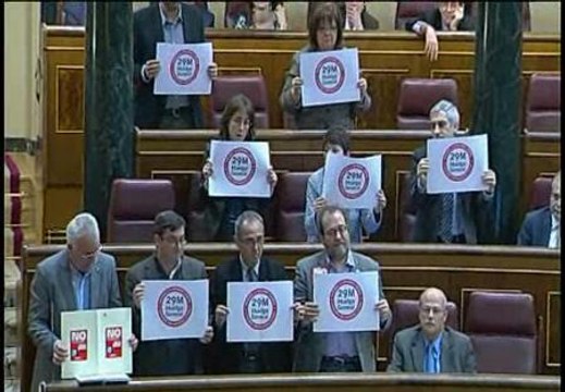 La oposición, al ataque contra el Gobierno por la reforma laboral