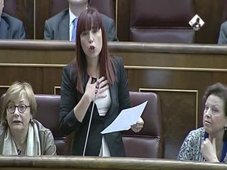 Hernández: "Un hombre no es más inteligente por ser ministro"