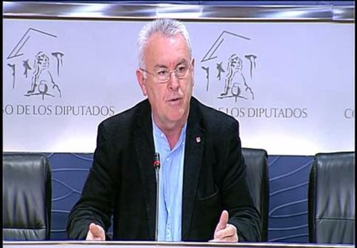 Cayo Lara dice que los presupuestos de España están intervenidos por el gobierno alemán