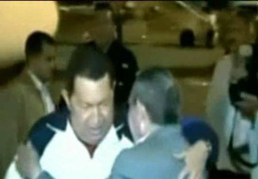 Chávez llega a Cuba para someterse a un segundo tratamiento