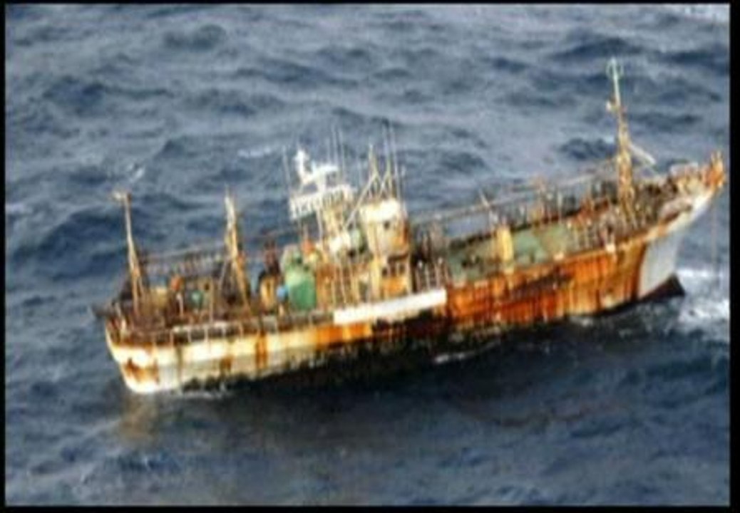 Hallan en Canadá un pesquero japonés arrastrado por el tsunami de 2011