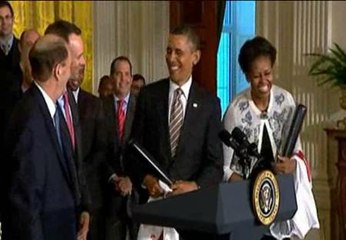 Bromas de los Obama con los Cardinals