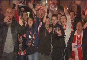 Fiesta en las calles de Bilbao