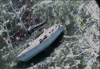 Espectacular rescate en el puerto de Gijón