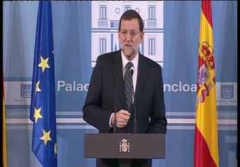 Rajoy: "No se puede vivir en un país donde la gente no paga"