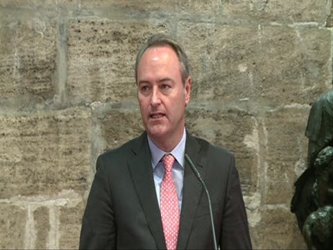 Alberto Fabra cesa al Director general de Cooperación