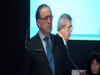 García Cantera se explica ante la junta de Banesto