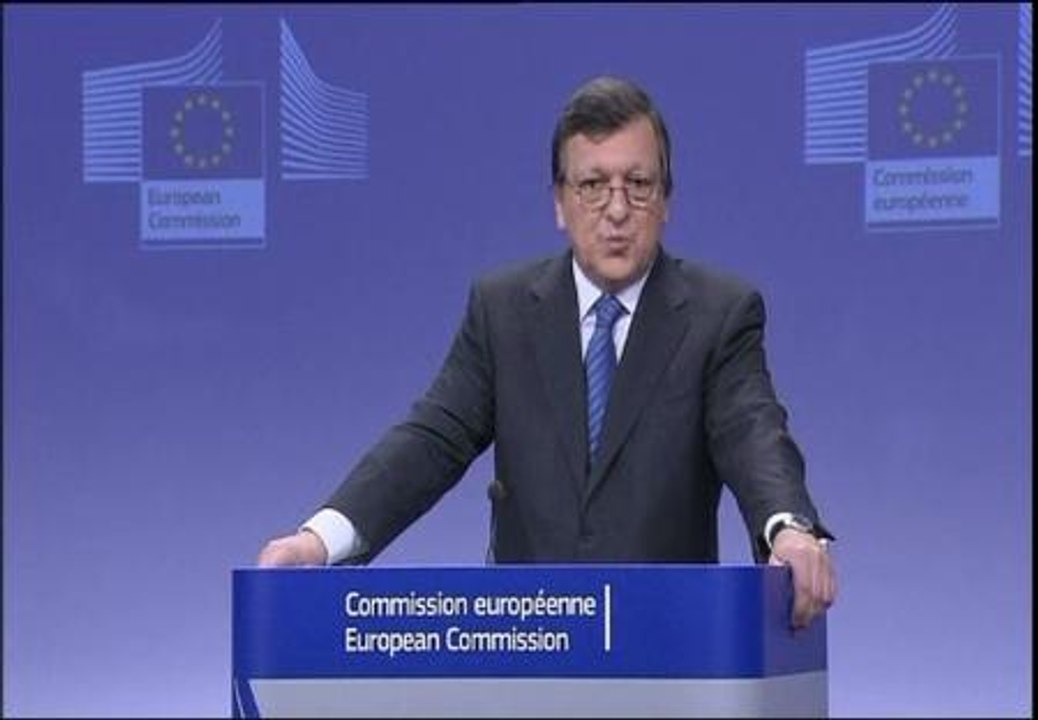 La Comisión esperará a que Rajoy presente los presupuestos para tomar una decisión sobre el déficit