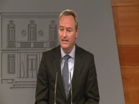 Rajoy acepta celebrar cumbre presidentes autonómicos