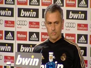 Mourinho:"Es estúpido dejar marchar a Higuaín"