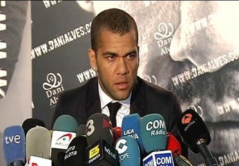 Dani Alves:"Perder a Guardiola no pasa por mi cabeza"