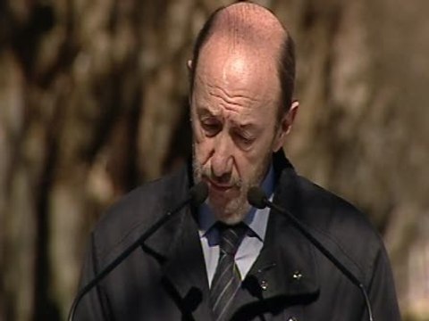 Rubalcaba: No hemos bajado la cabeza