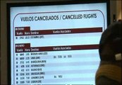 Iberia cancela 127 vuelo por la huelga de sus trabajadores en contra de la 'low cost' Iberia Express