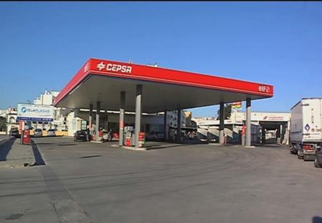 Estaciones de servicio desiertas