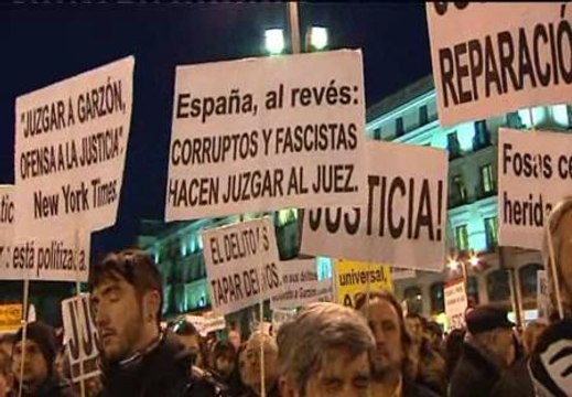 Los partidarios de Garzón salen a la calle para mostrar sua poyo al juez inhabilitado