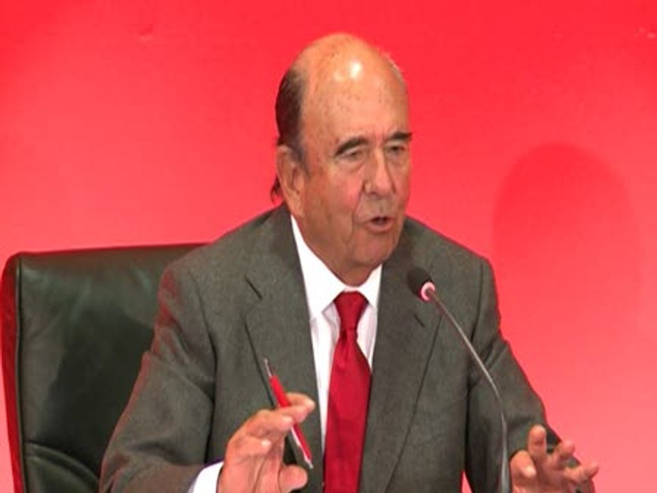 Botín culpa a los políticos de la crisis