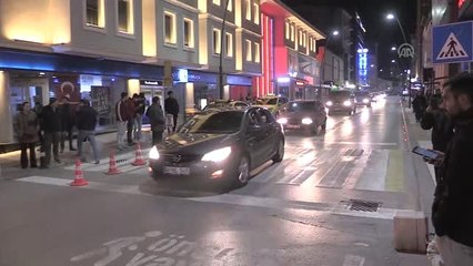 Tải video: Uşak Belediye Başkanı, AK Parti Adayı Mehmet Çakın Oldu