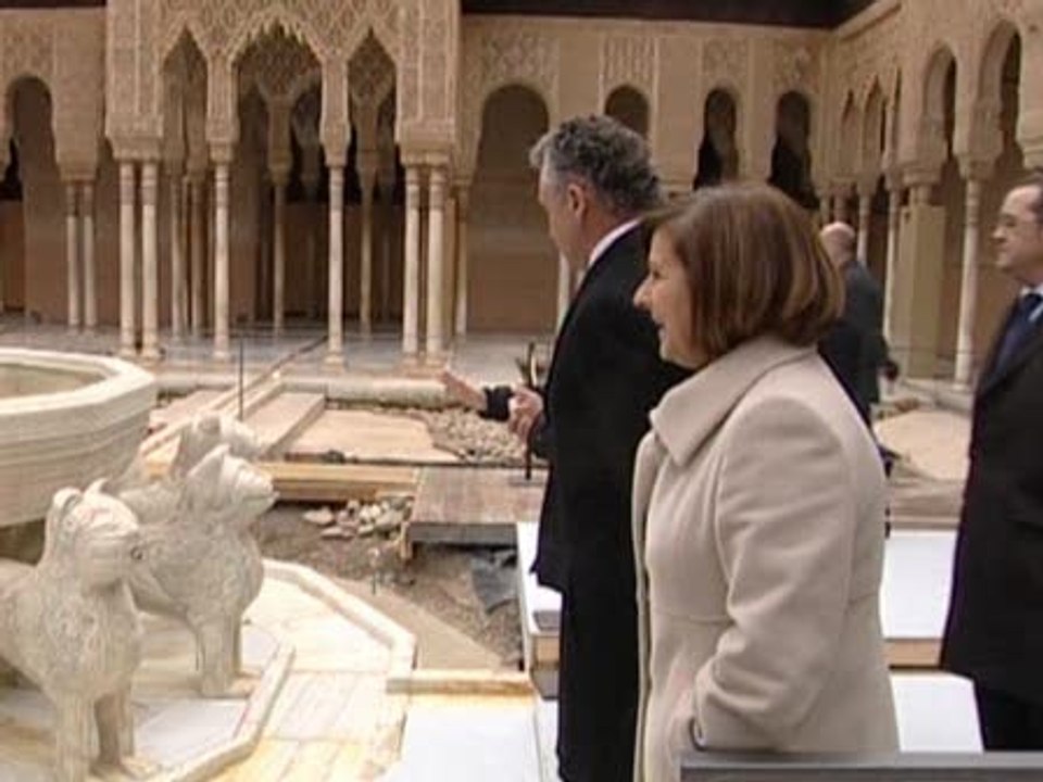 Griñan visita el renovado Patio de los Leones