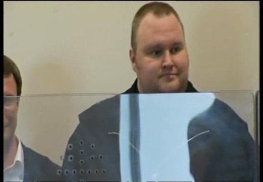 El fundador de Megaupload pasa su 38 cumpleaños entre rejas