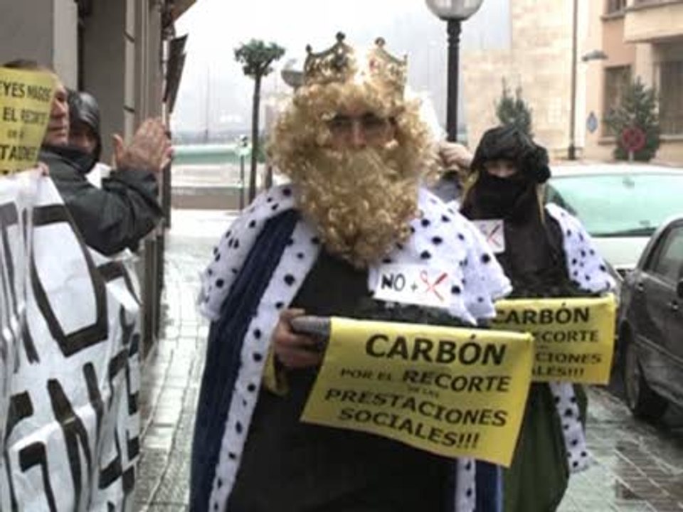 Desde Oriente, carbón por los recortes sociales