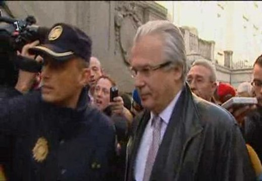 El juez Garzón, en el banquillo de los acusados