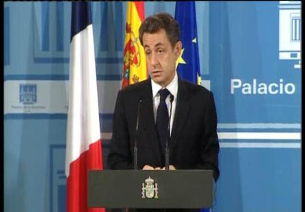 Sarkozy: "En Francia y supongo que en España también no son las agencias las que definen las políticas"