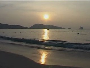 Ceremonias de duelo por las víctimas del tsunami de Asia