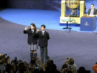 A Mondragón le sonríe por fin la suerte