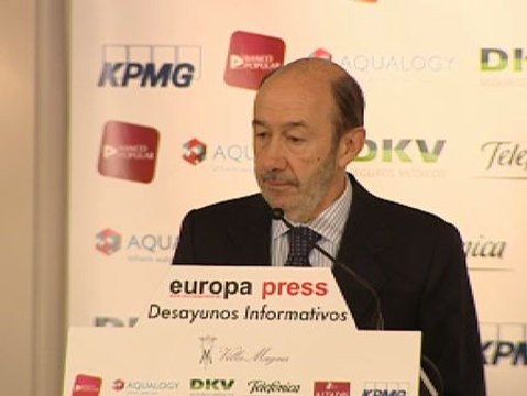 Rubalcaba sobre Caja Madrid: Una caja llena de basuras de políticos de Partido Popular