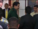Nicolás Maduro se reúne con la oposición