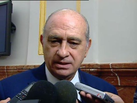 Fernández Díaz cree que la pregunta de la Generalitat es inconstitucional