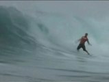 Los 34 mejores surfistas del mundo exhiben sus habilidades en Hawaii