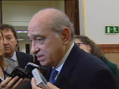 Jorge Fernández, dispuesto a retirar las concertinas si le muestran otro sistema igual de efectivo