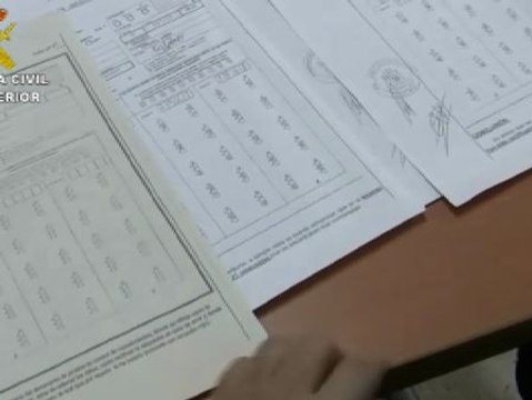 Cinco detenidos por falsificar las respuestas de los exámenes de conducir