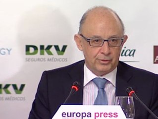 Montoro trabaja para que las CCAA puedan aplicar el impuesto sobre los depósitos bancarios