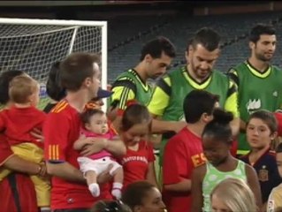 La Roja y los aficionados sudafricanos, sintonía perfecta