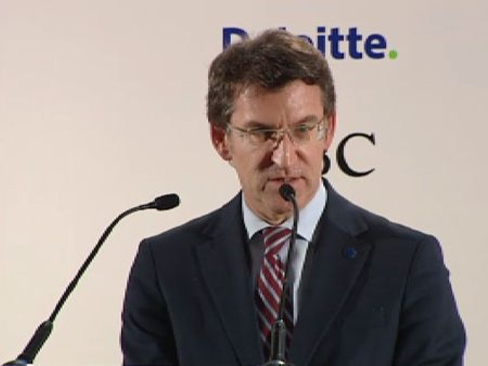 Feijóo: "Veo bien que se regule el derecho a huelga cuando hablamos de servicios públicos"