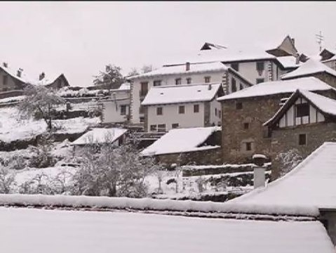 La alerta por nieve se agrava hoy y mañana y la cota bajará a 500 metros