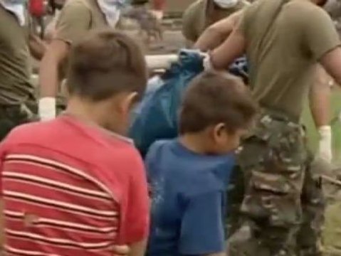 Los cadáveres se apilan en las calles de Tacloban