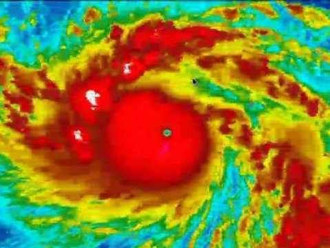 El super tifón Haiyan toca tierra en Filipinas