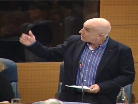 Echeverría expulsa de la Asamblea de Madrid a un grupo de trabajadores de Lear Valdemoro por aplaudir