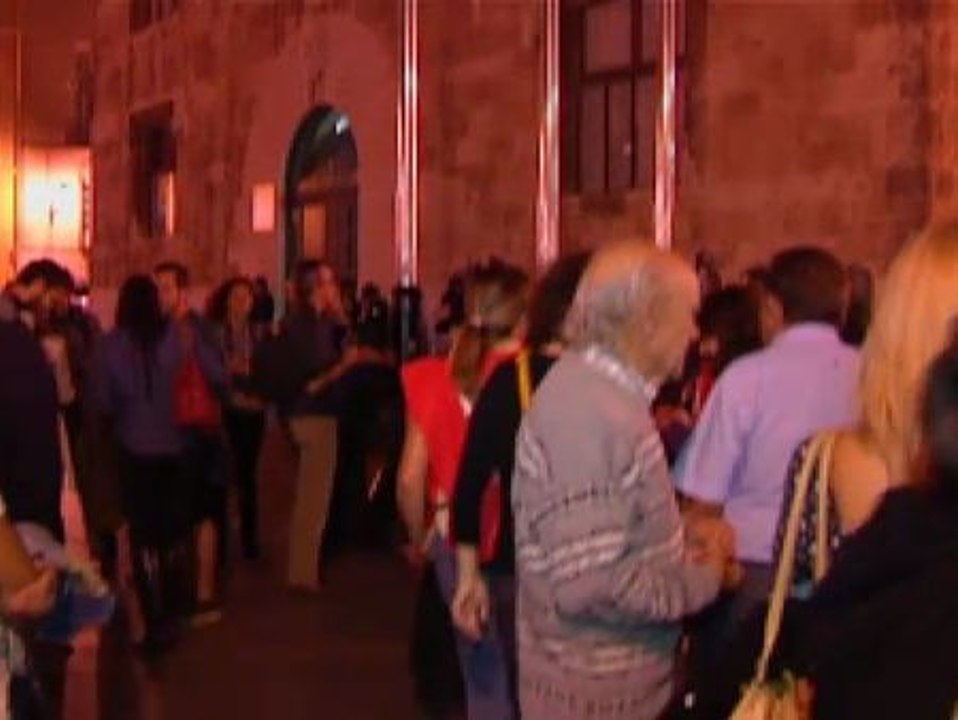 Indignación entre los trabajadores de Canal 9 tras el anuncio de cierre