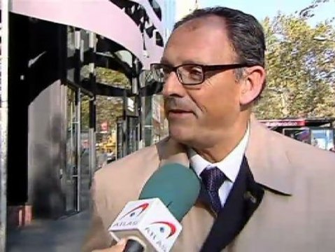 Vives insiste en que el dinero usado por la Infanta proviene de una empresa privada