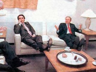 Aznar publica su segundo libro de memorias