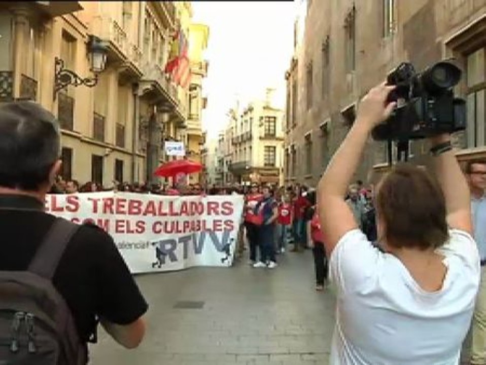 Fabra asegura que el cierre de Canal Nou es "innegociable" porque no hay dinero para readmitir a los trabajadores