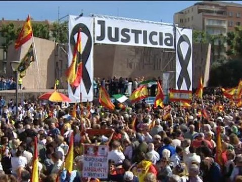 La AVT protesta contra la excarcelación de terroristas